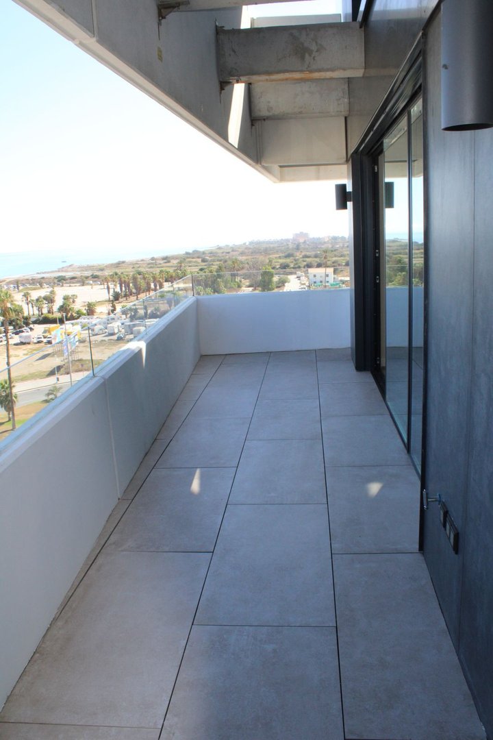 4 Bed Middle Floor Apartment in Málaga