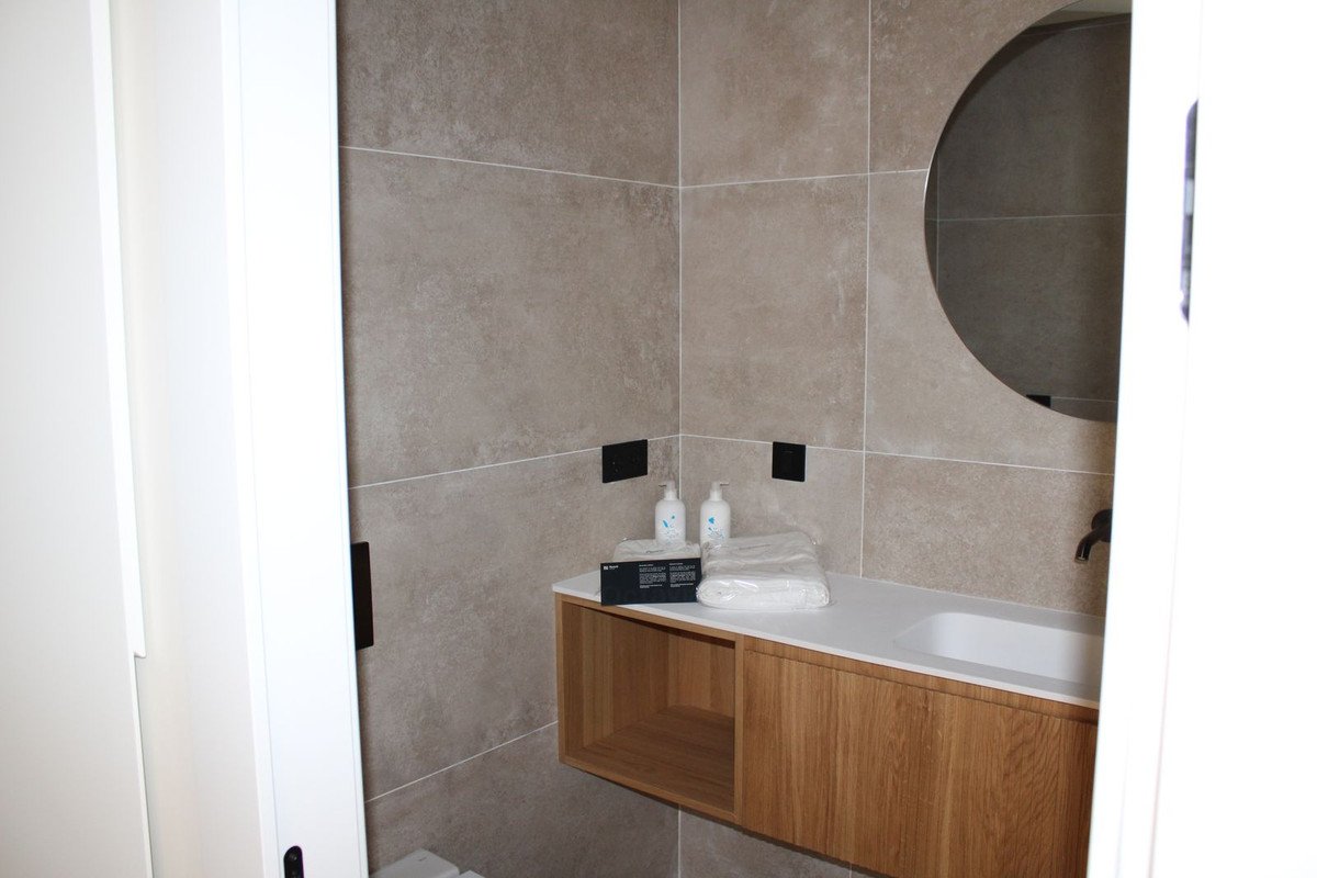 4 Bed Middle Floor Apartment in Málaga