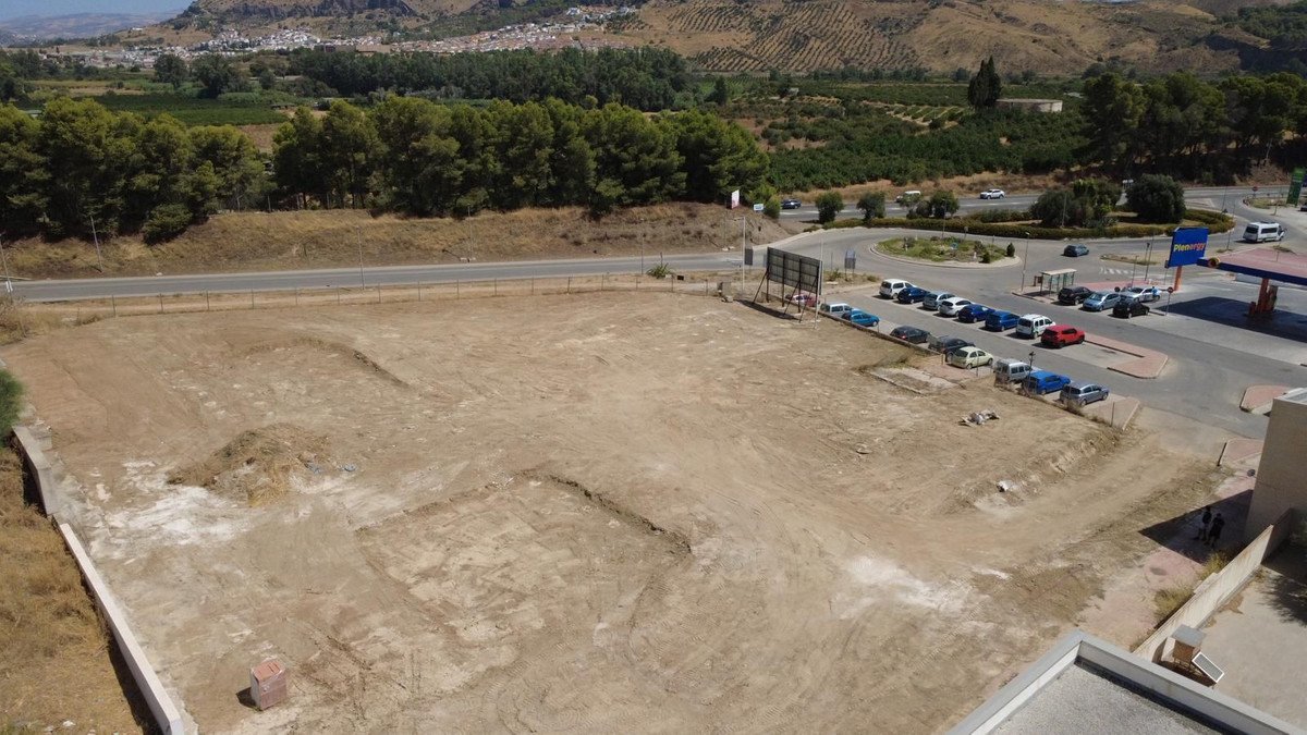 Residential Plot in Pizarra