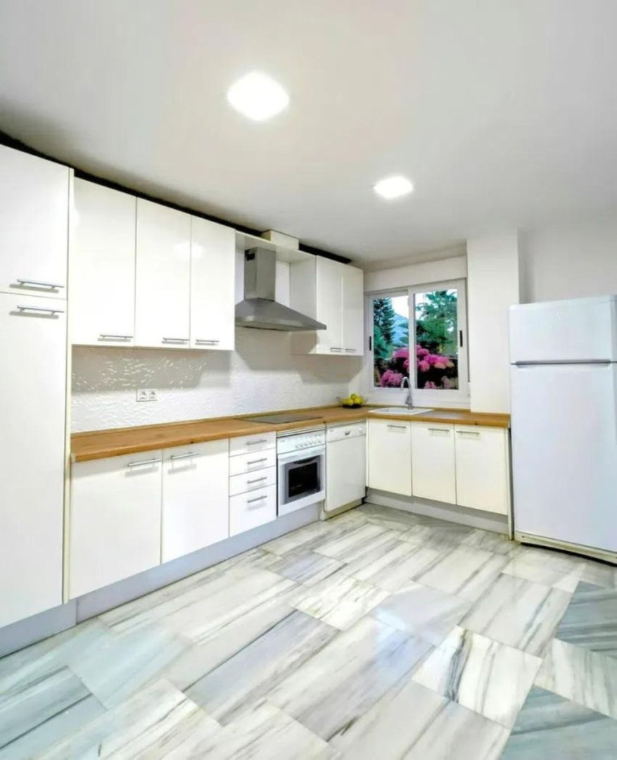 4 Bed Detached Villa in Estepona