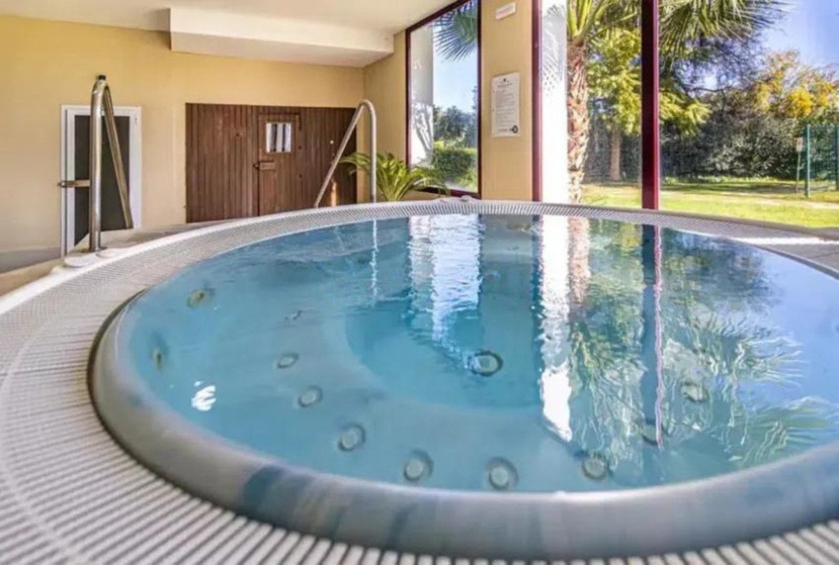 4 Bed Detached Villa in Estepona