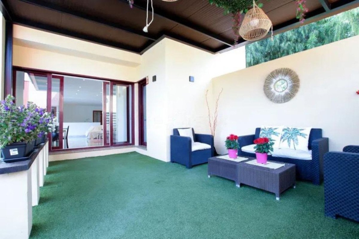 4 Bed Detached Villa in Estepona