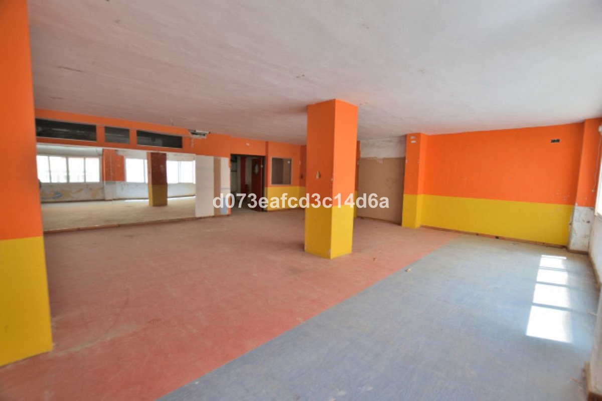 6 Bed Office in Ronda
