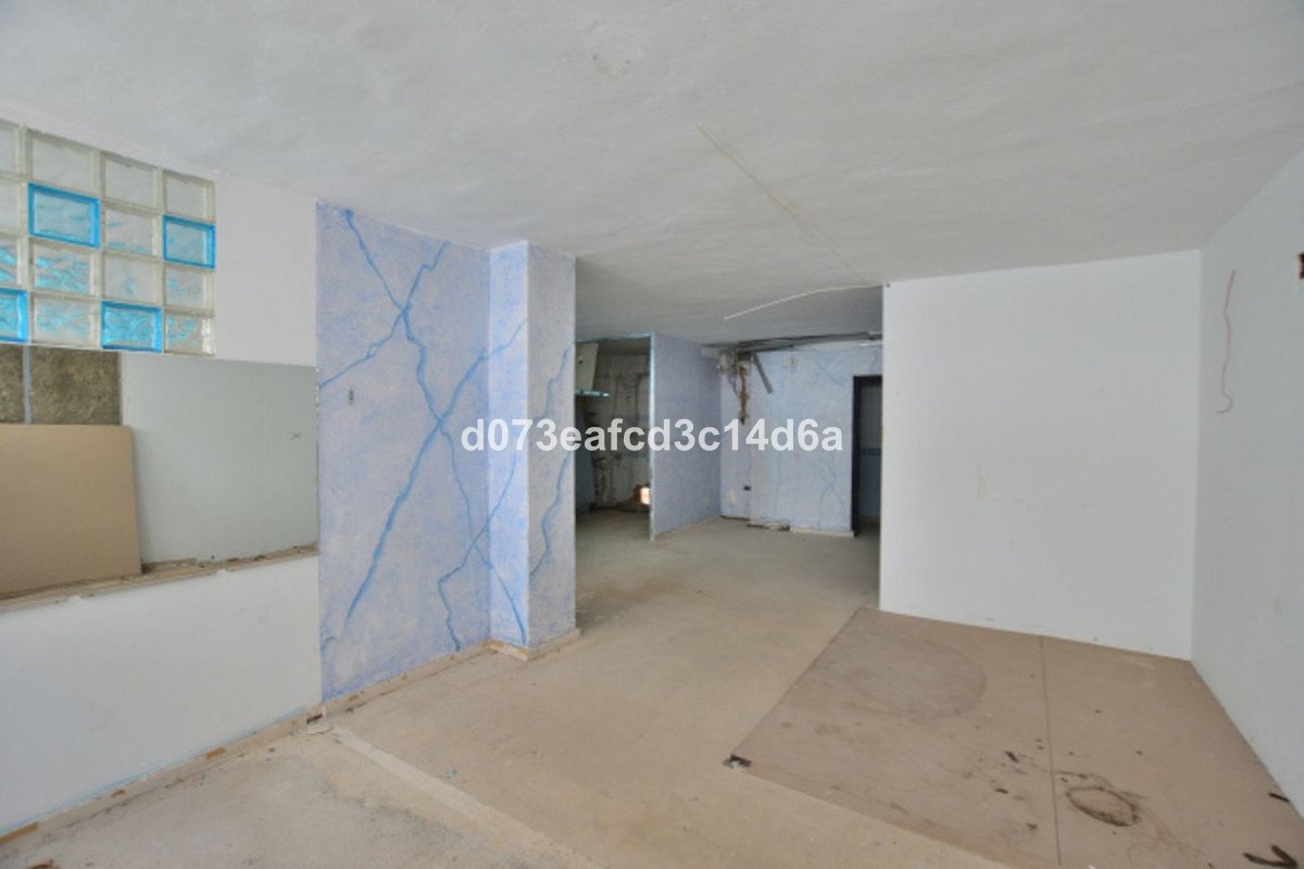 6 Bed Office in Ronda