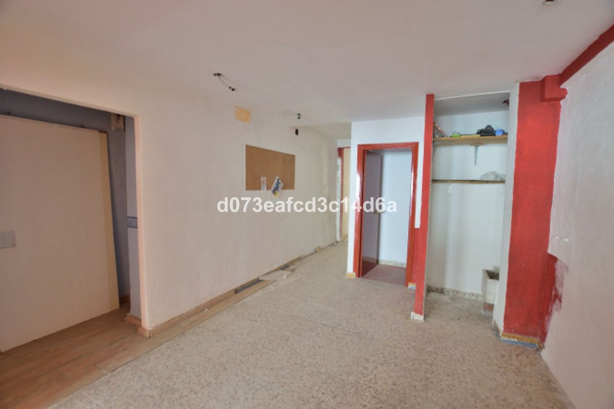 6 Bed Office in Ronda