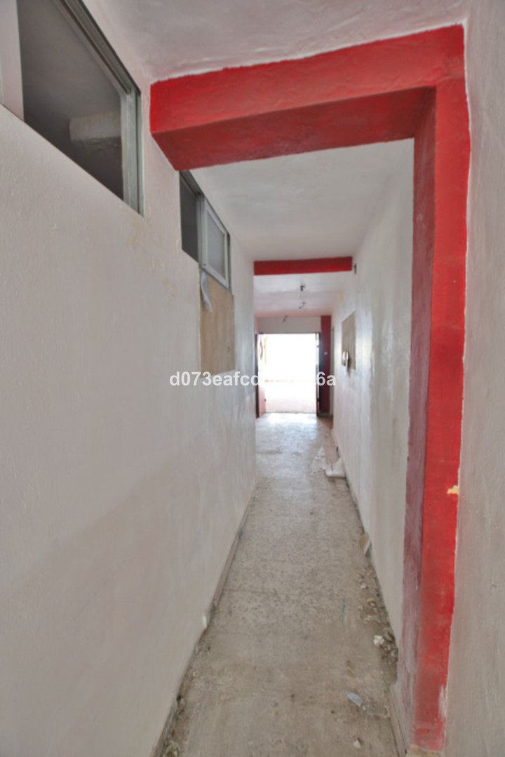 6 Bed Office in Ronda