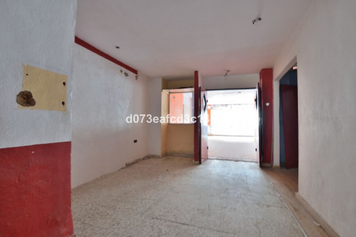 6 Bed Office in Ronda