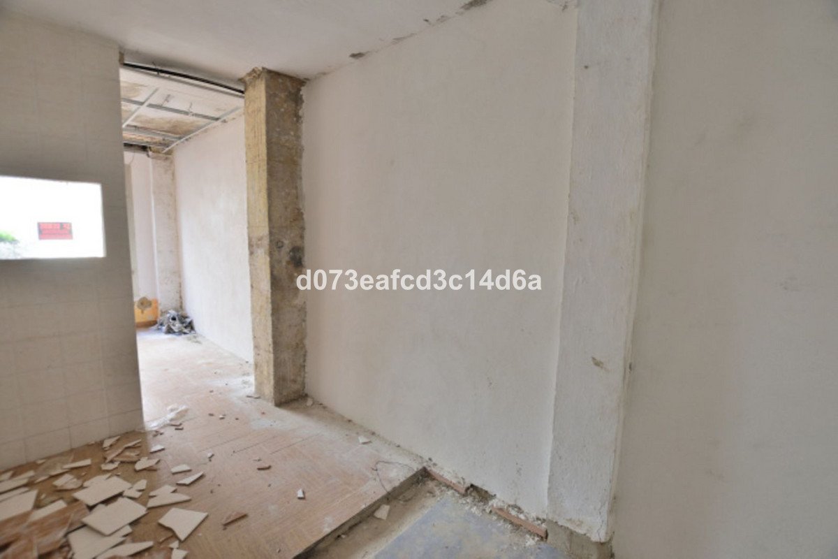 6 Bed Office in Ronda