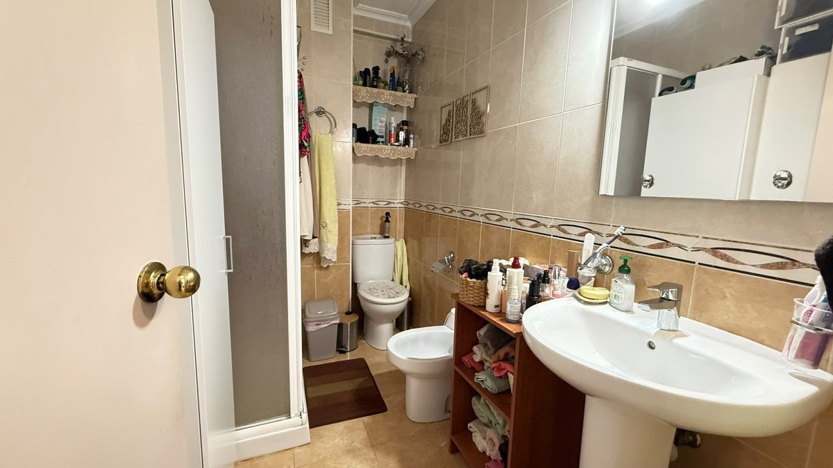 3 Bed Ground Floor Apartment in Torrevieja