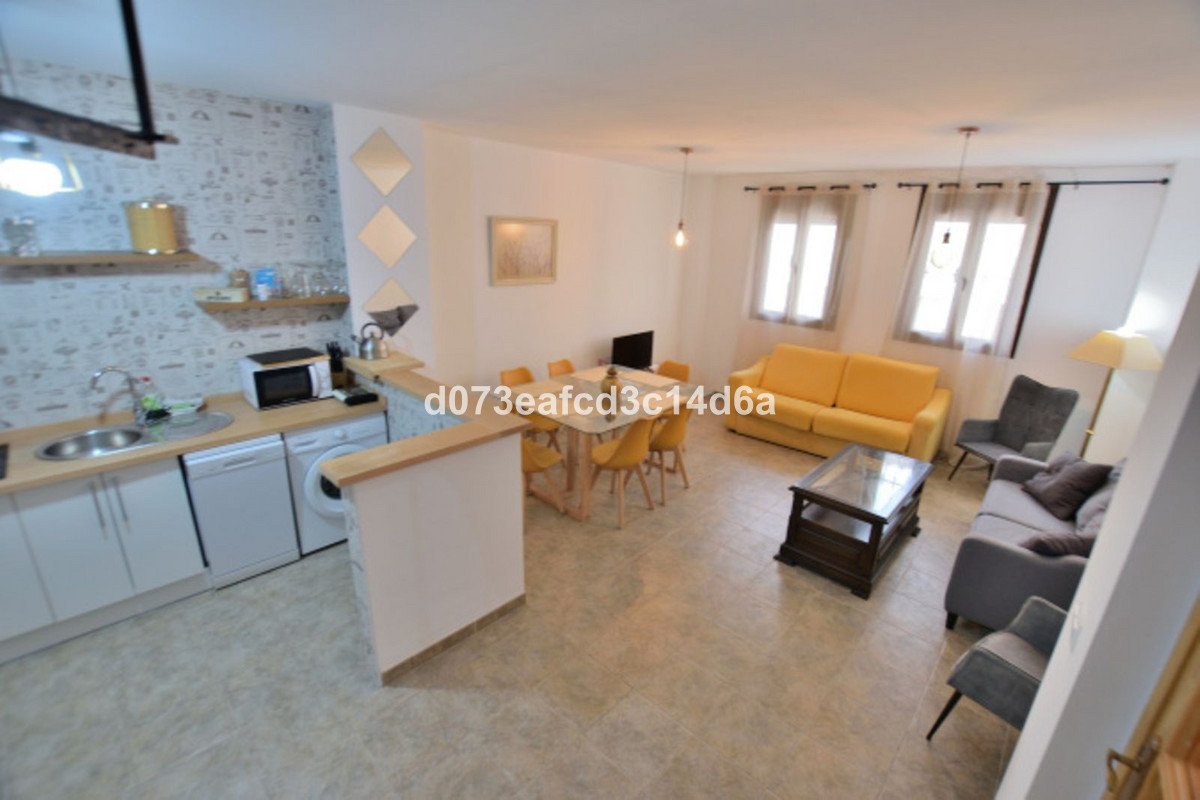 3 Bed Duplex in Ronda