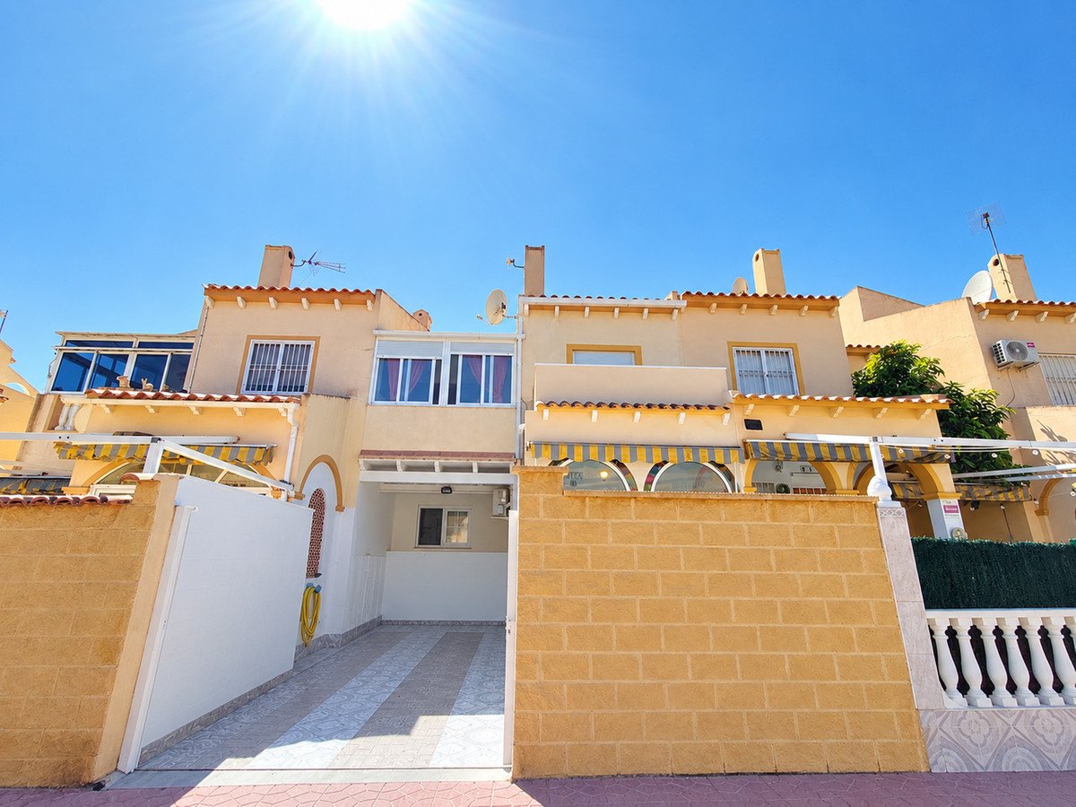 2 Bed Townhouse in Playa Flamenca