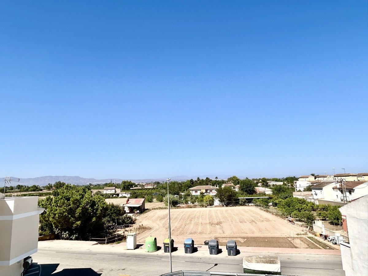 4 Bed Townhouse in Formentera del Segura