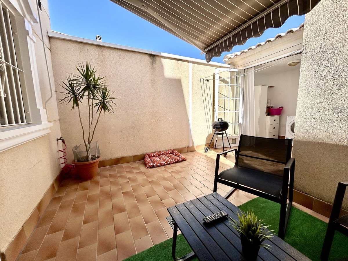 4 Bed Townhouse in Formentera del Segura