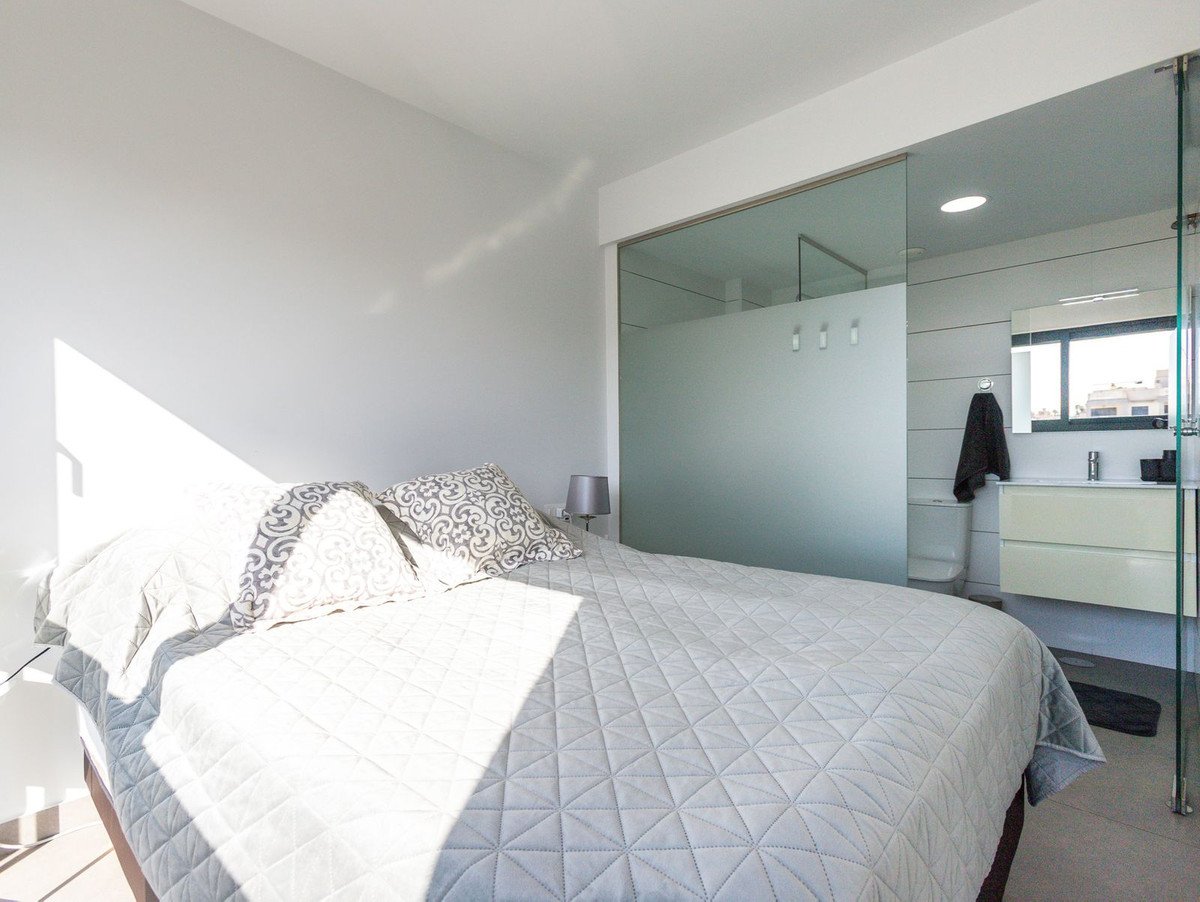 2 Bed Penthouse in Villamartin