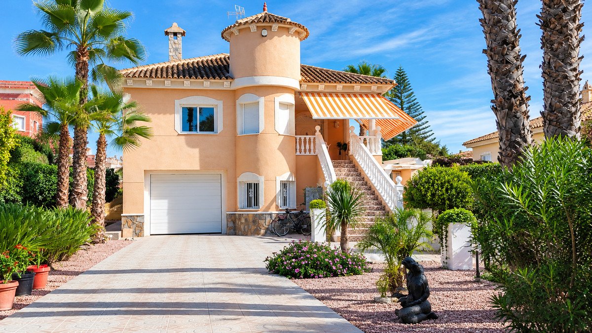 3 Bed Townhouse in Benferri