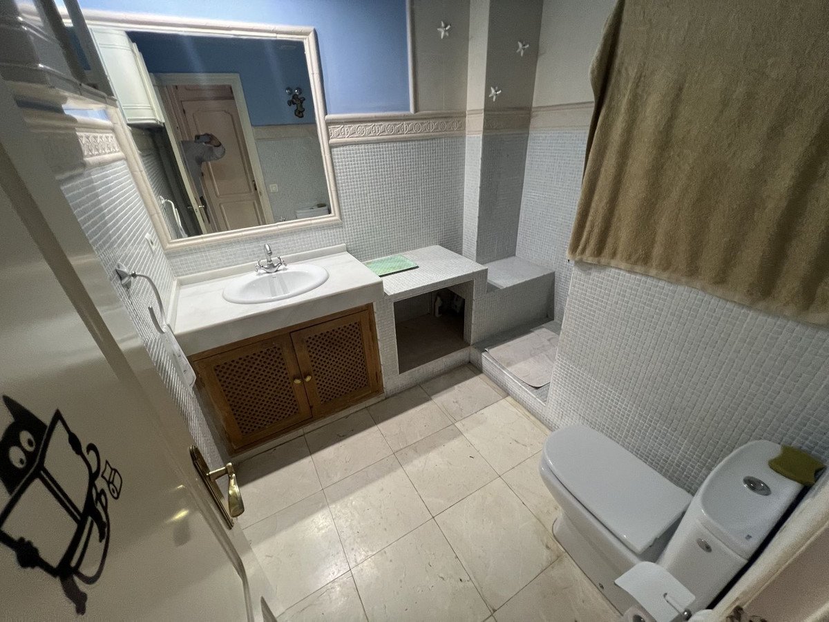 3 Bed Ground Floor Apartment in Estepona