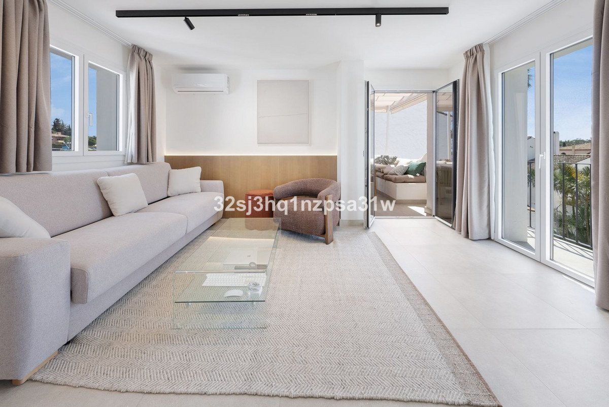 2 Bed Penthouse in Estepona