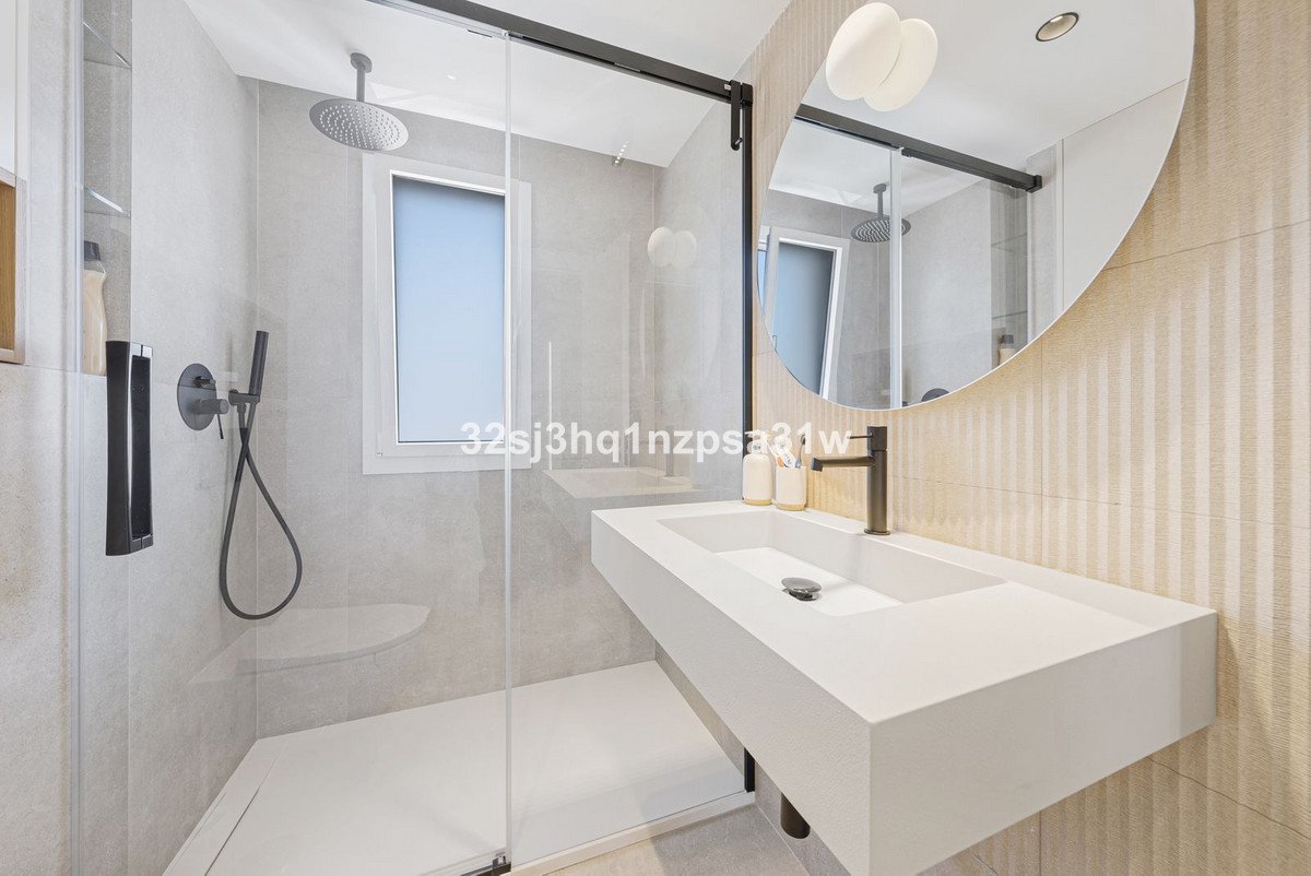 2 Bed Penthouse in Estepona