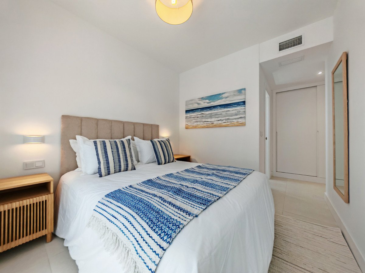 3 Bed Middle Floor Apartment in Fuengirola