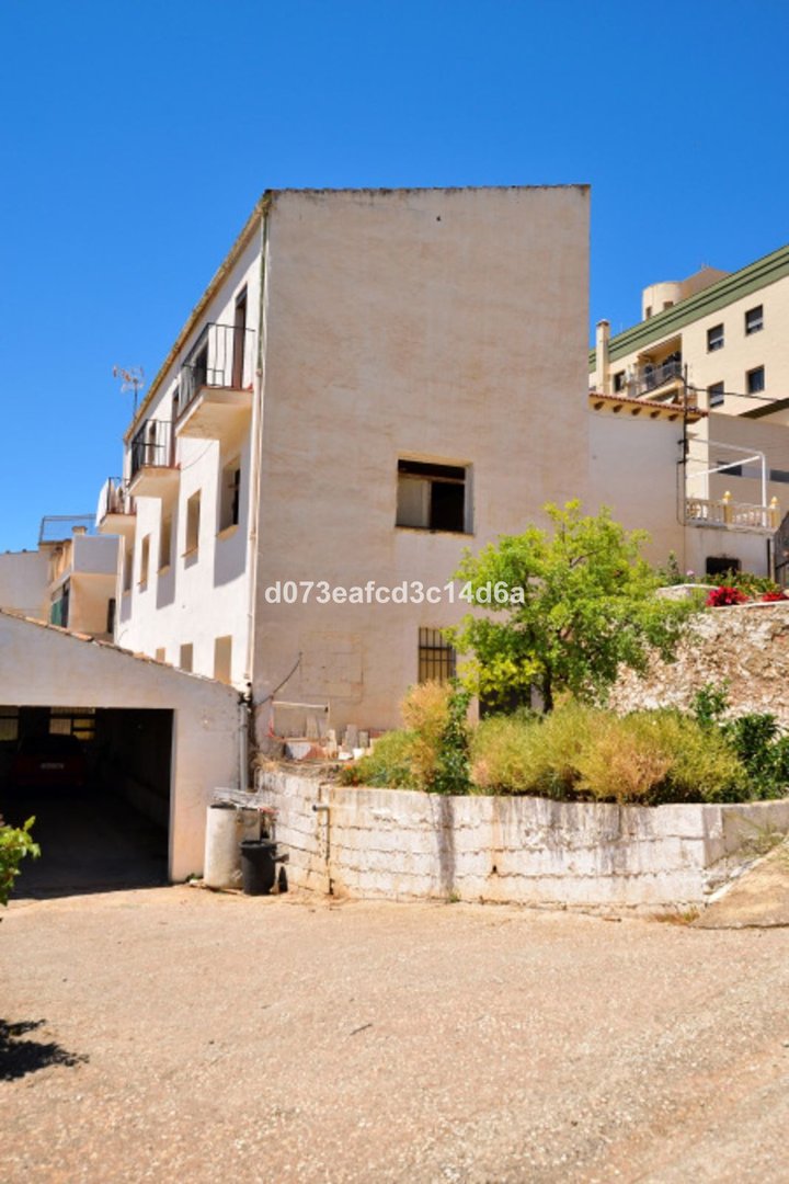 Commercial Plot in Ronda
