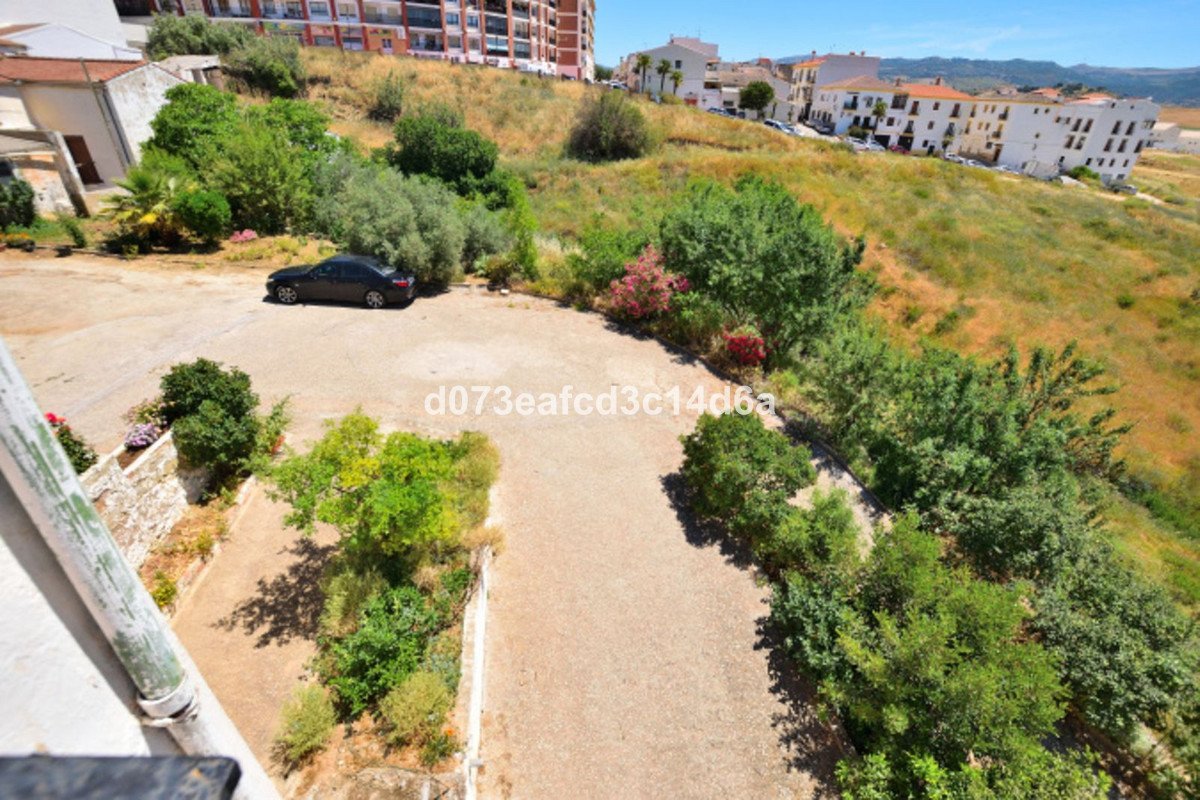 Commercial Plot in Ronda