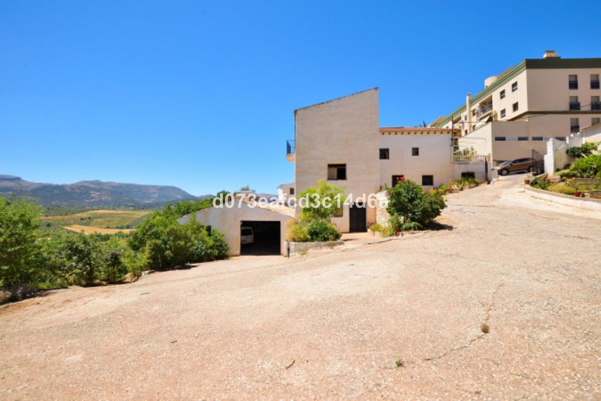 Commercial Plot in Ronda