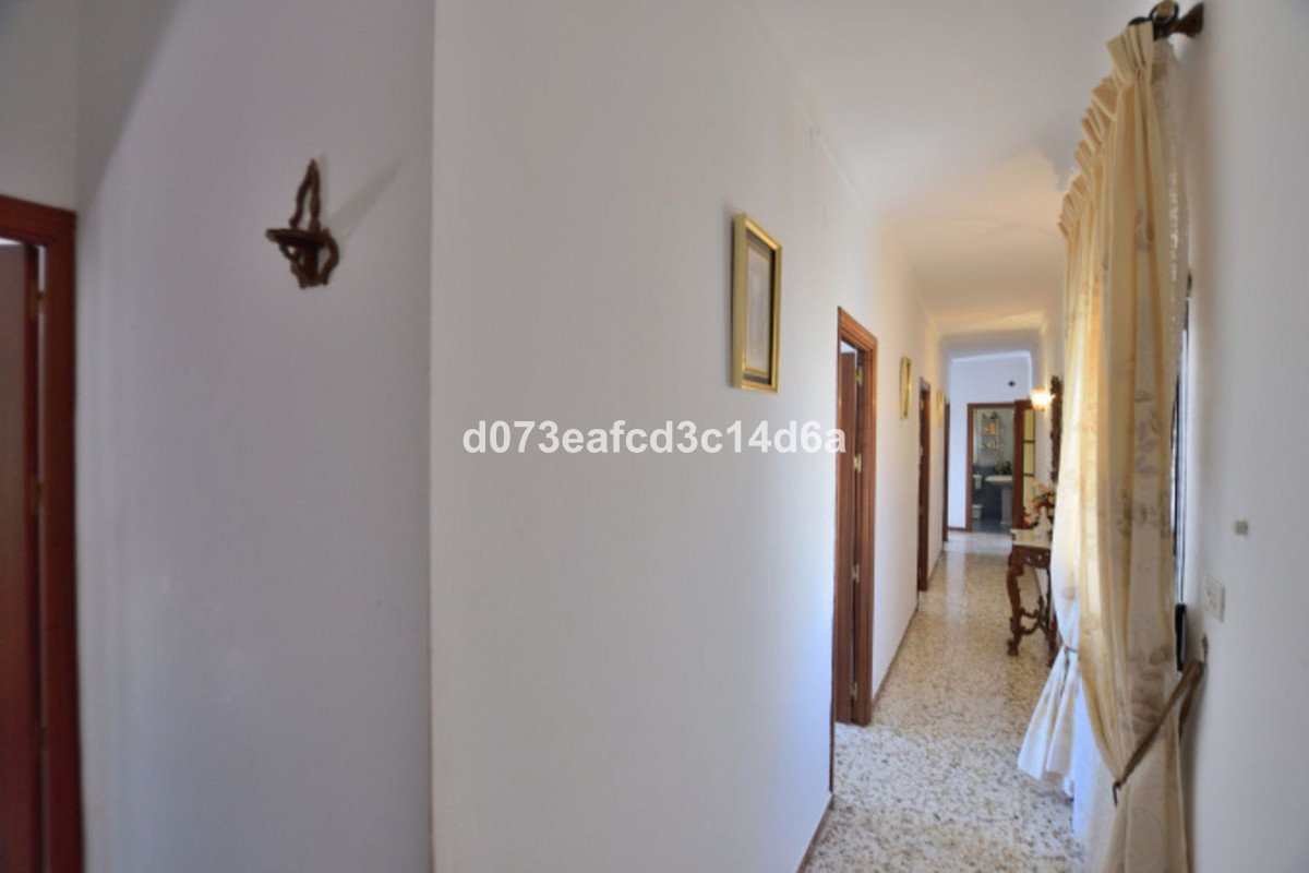 Commercial Plot in Ronda