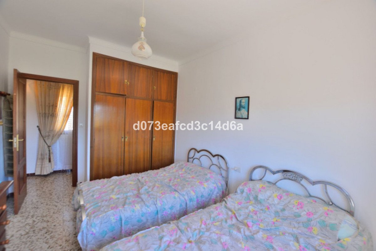 Commercial Plot in Ronda
