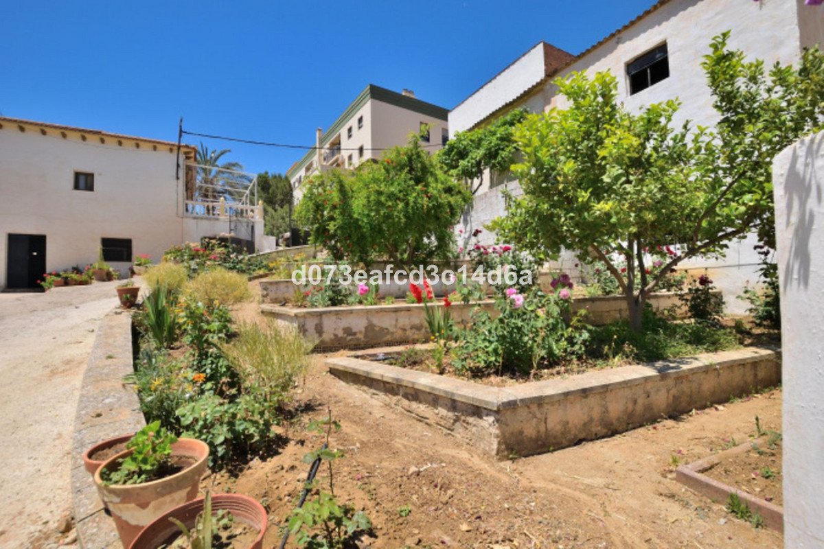 Commercial Plot in Ronda