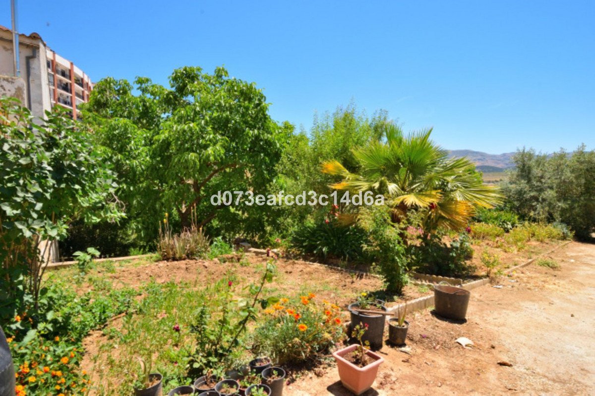 Commercial Plot in Ronda
