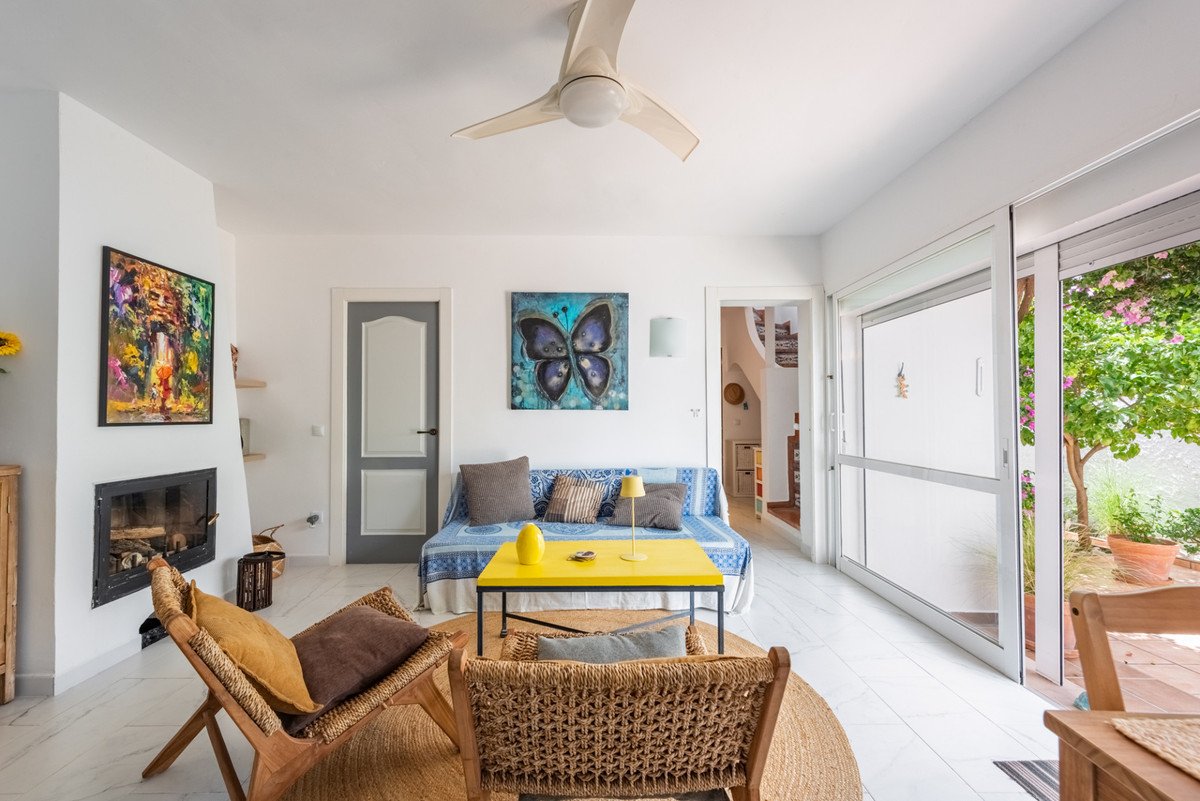 2 Bed Townhouse in Estepona
