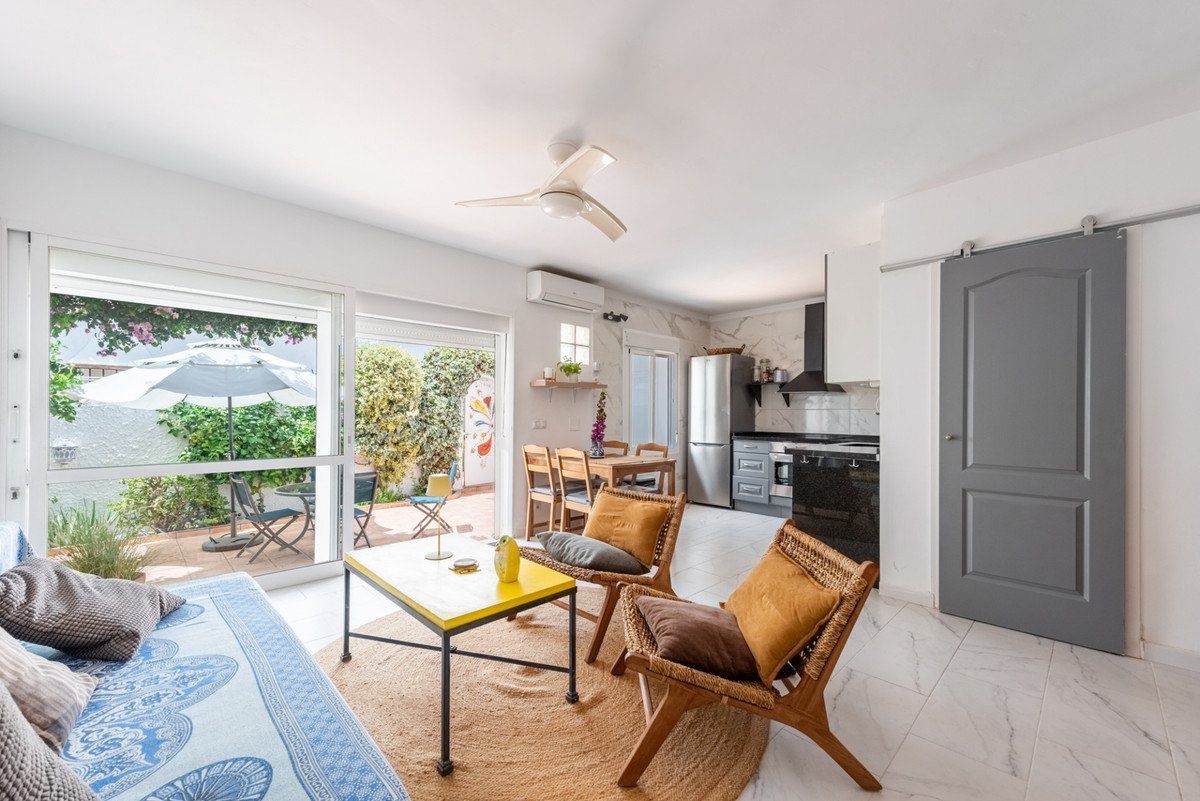 2 Bed Townhouse in Estepona