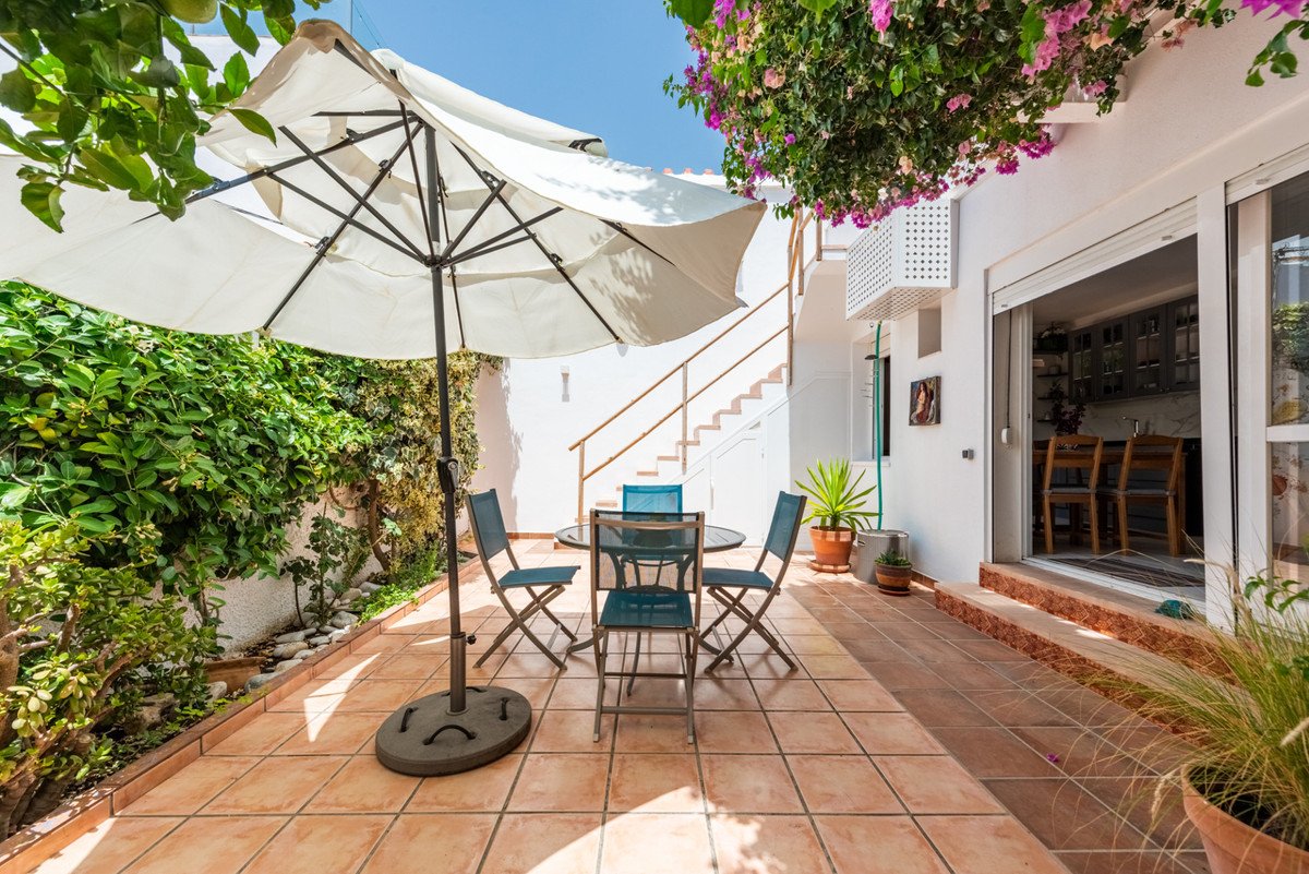 2 Bed Townhouse in Estepona