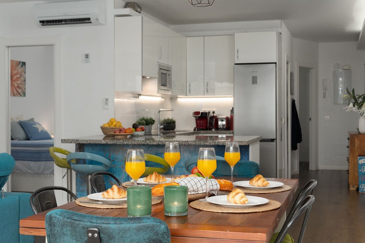 3 Bed Middle Floor Apartment in Málaga Centro