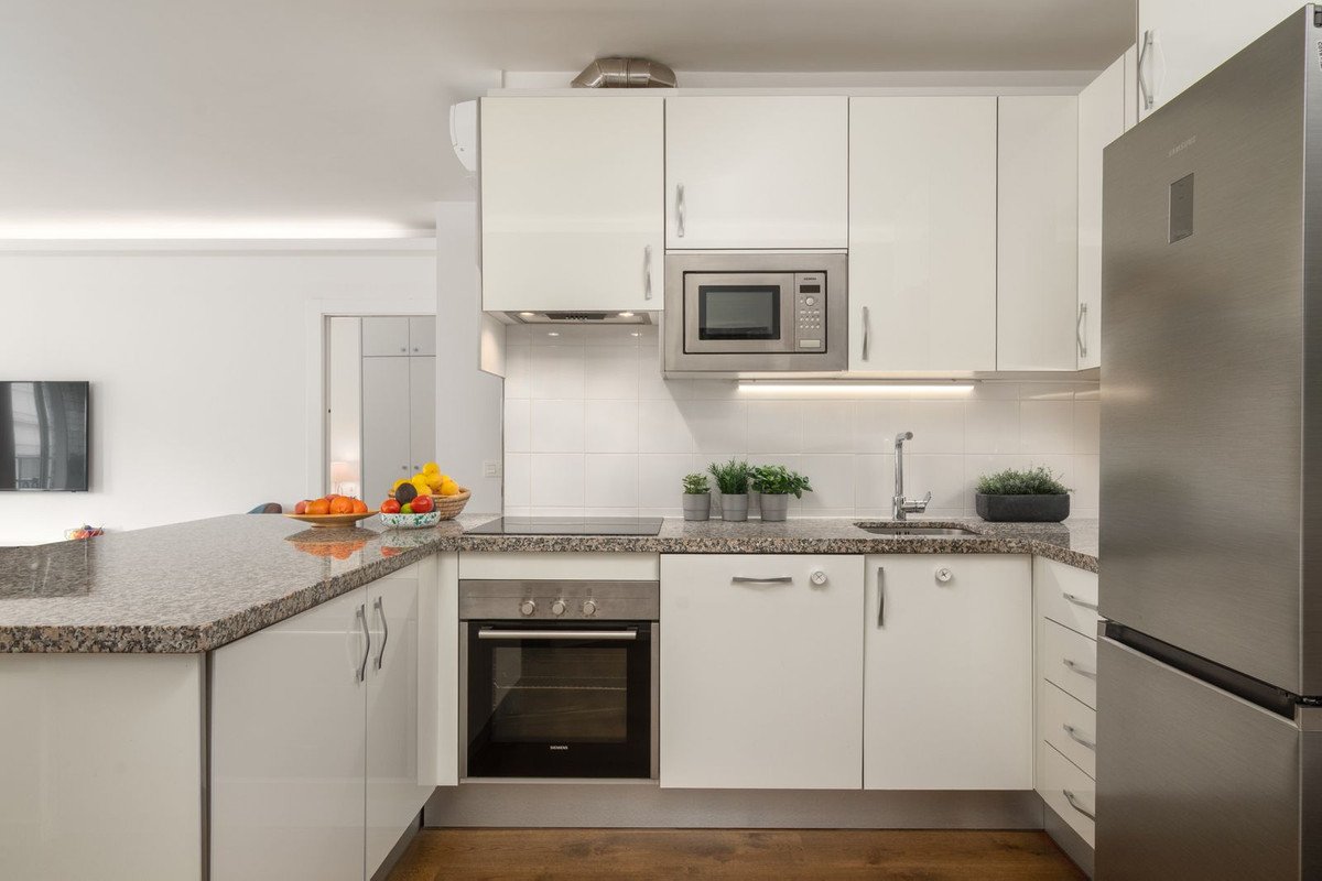 3 Bed Middle Floor Apartment in Málaga Centro