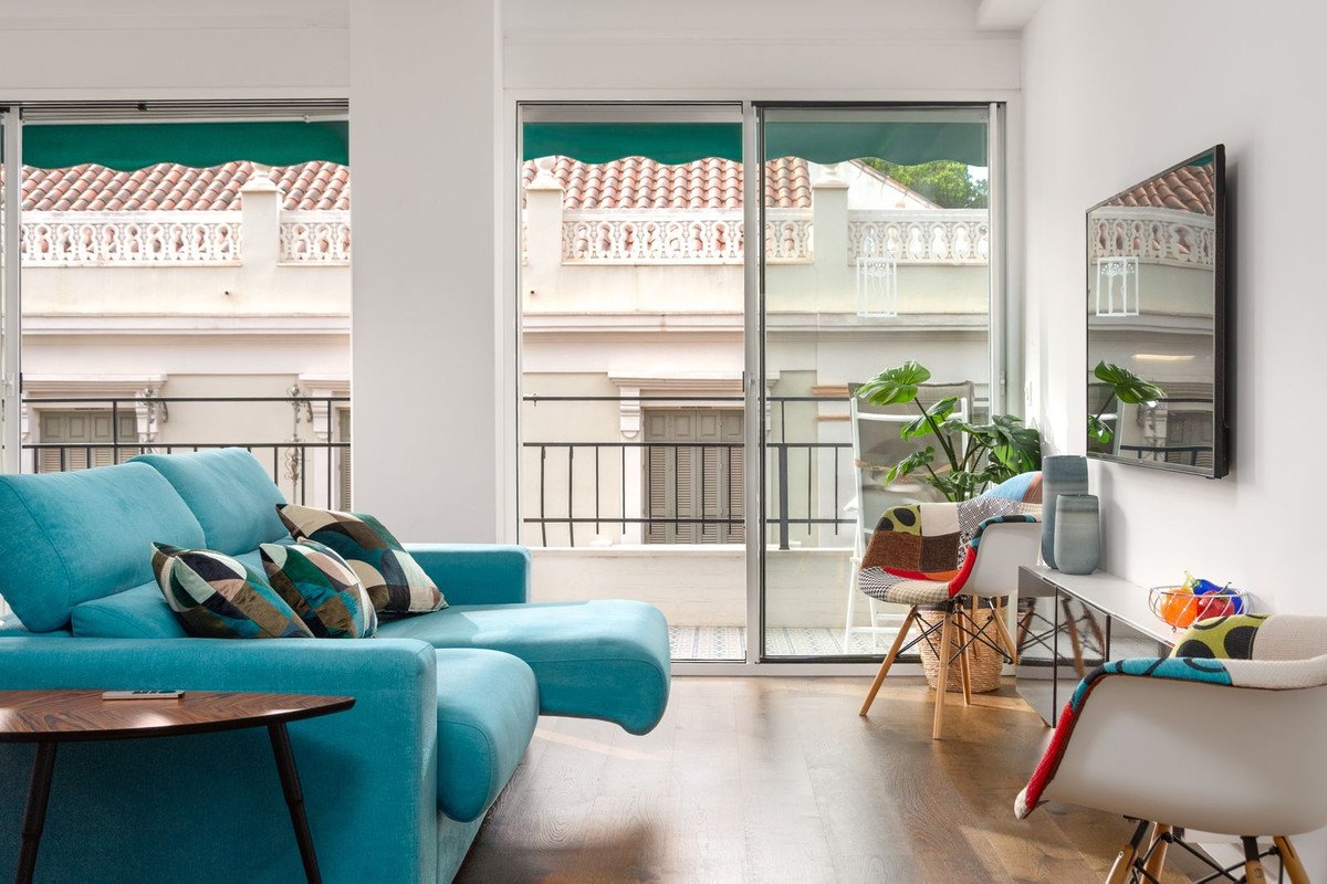 3 Bed Middle Floor Apartment in Málaga Centro