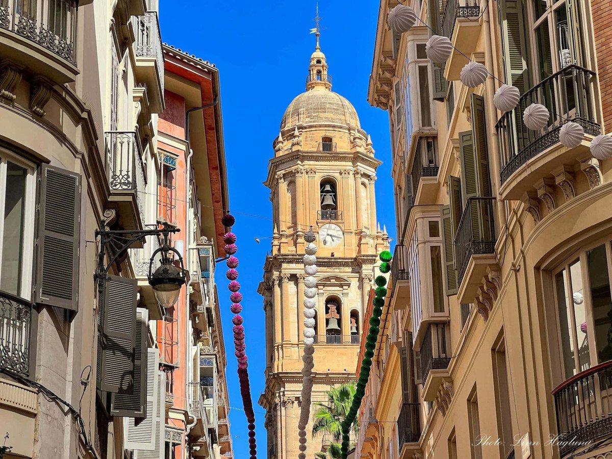 3 Bed Middle Floor Apartment in Málaga Centro