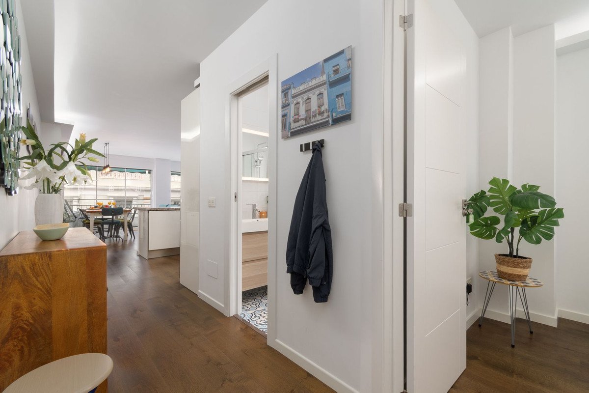 3 Bed Middle Floor Apartment in Málaga Centro