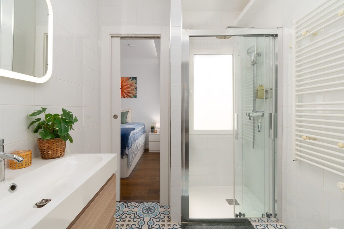 3 Bed Middle Floor Apartment in Málaga Centro
