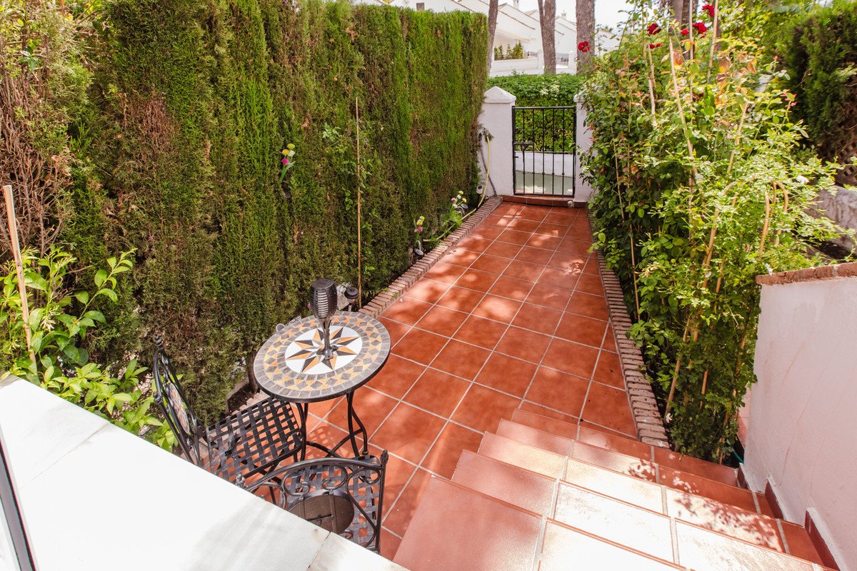 4 Bed Townhouse in The Golden Mile