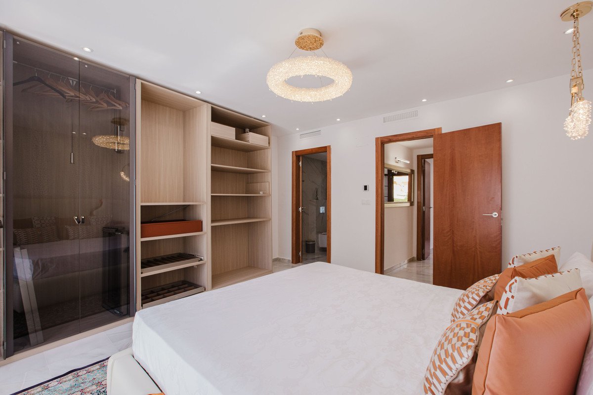 4 Bed Townhouse in The Golden Mile