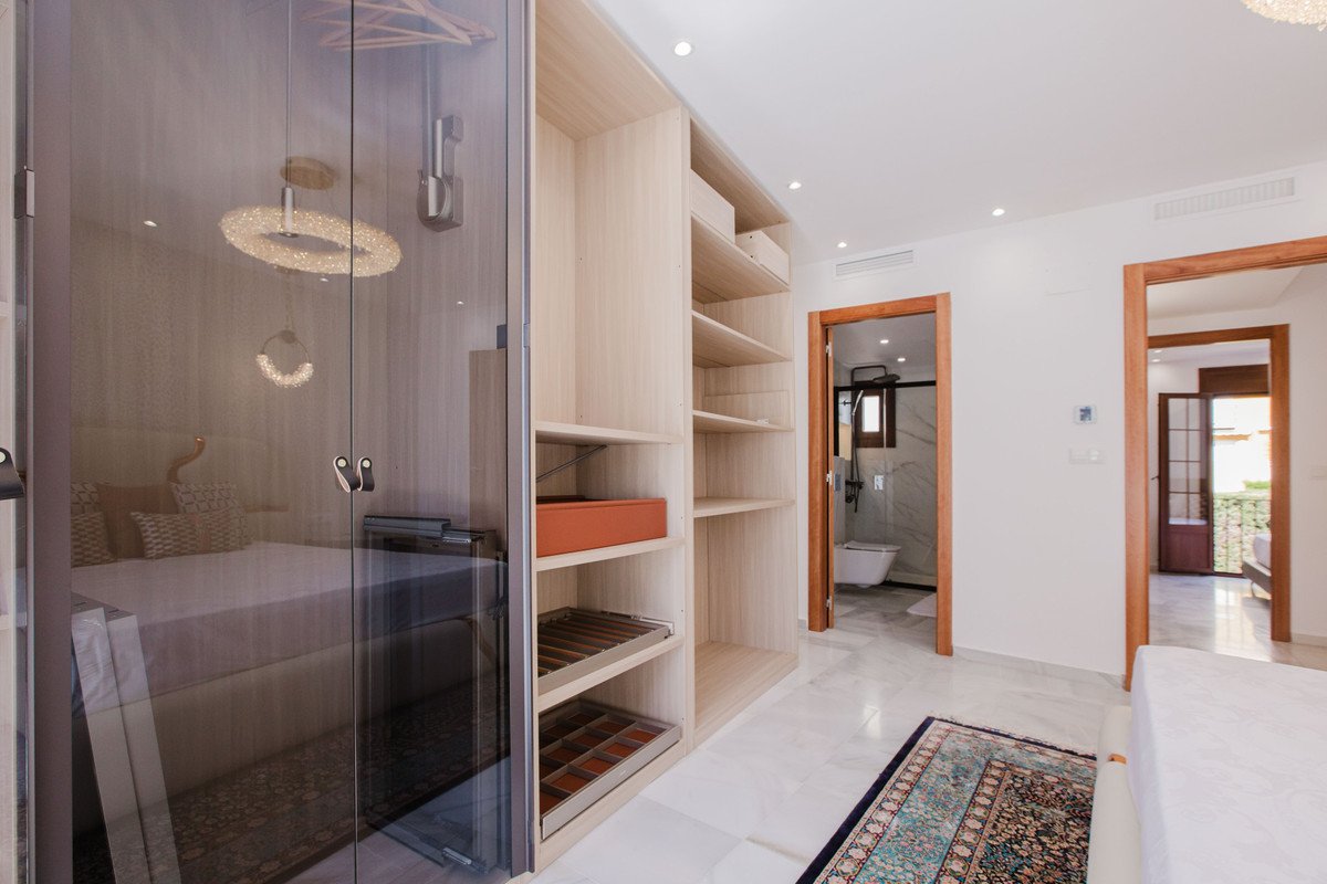 4 Bed Townhouse in The Golden Mile