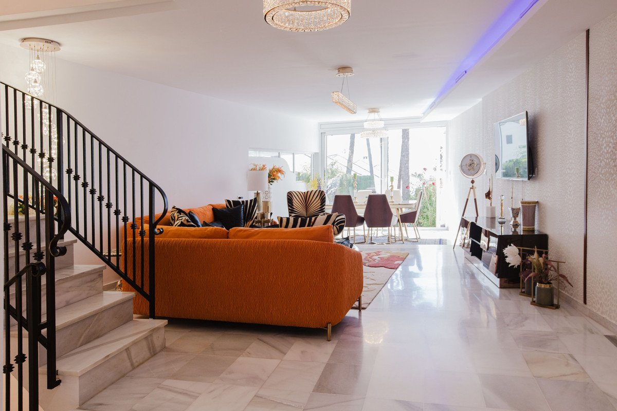 4 Bed Townhouse in The Golden Mile