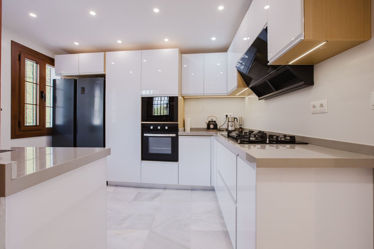 4 Bed Townhouse in The Golden Mile