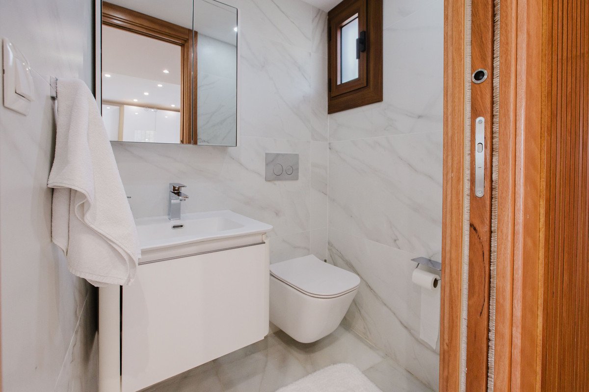 4 Bed Townhouse in The Golden Mile