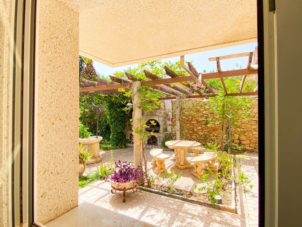 7 Bed Detached Villa in Villamartin