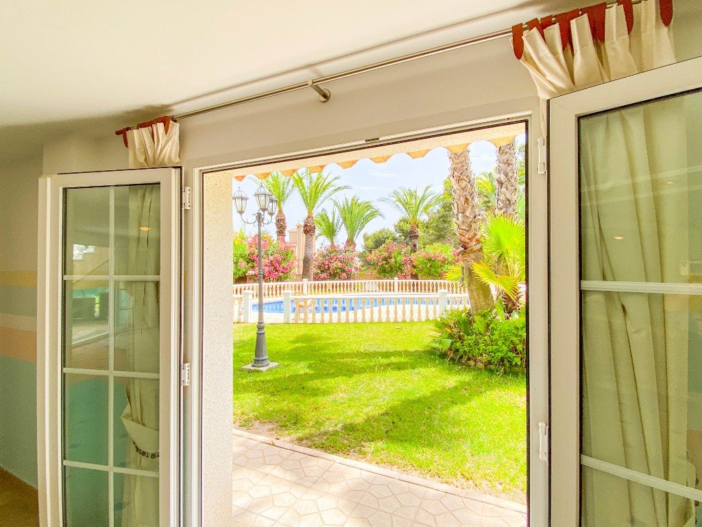 7 Bed Detached Villa in Villamartin
