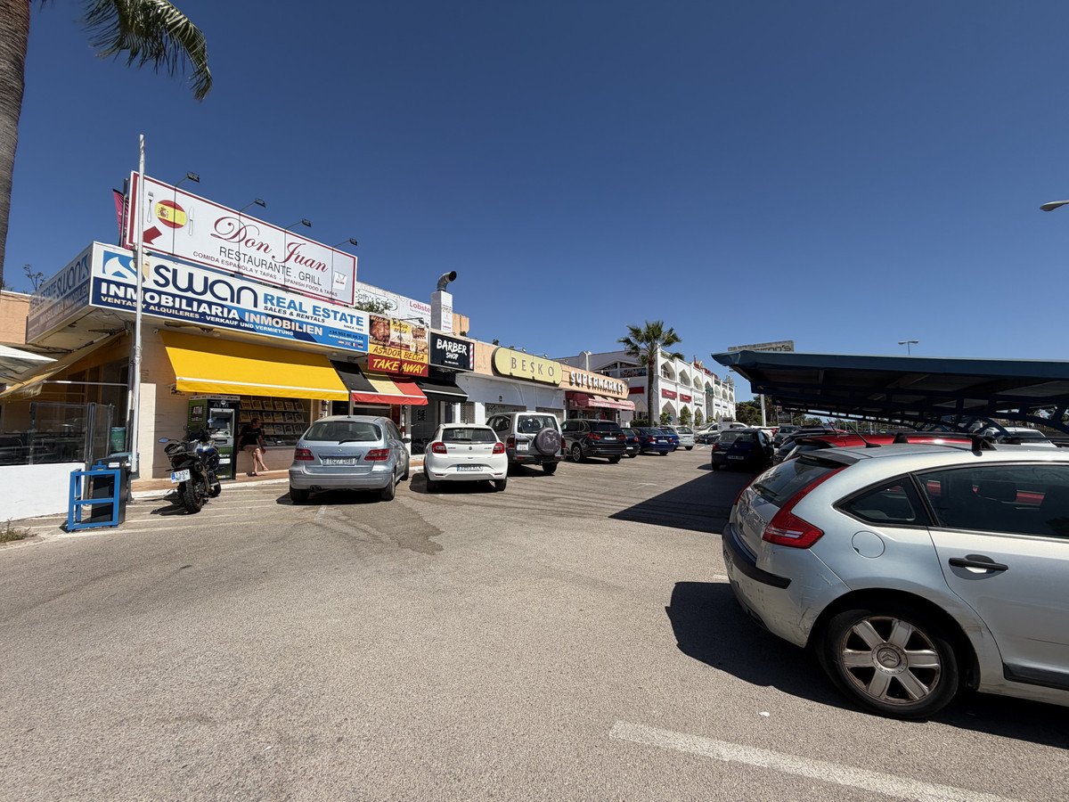 Commercial Premises in Estepona