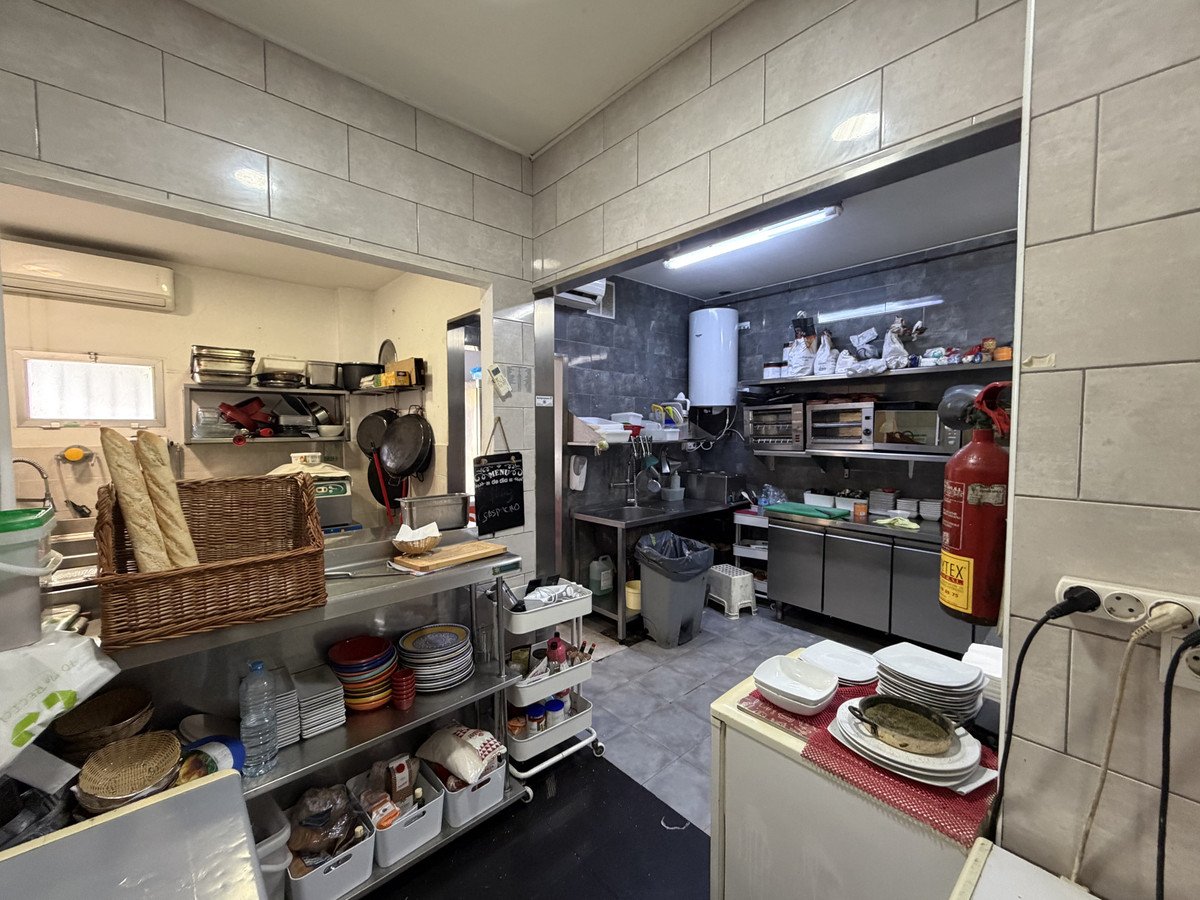 Commercial Premises in Estepona
