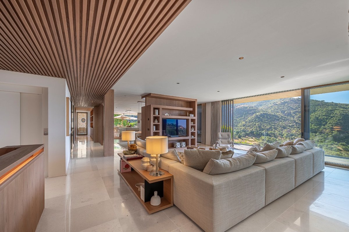 4 Bed Detached Villa in Benahavís